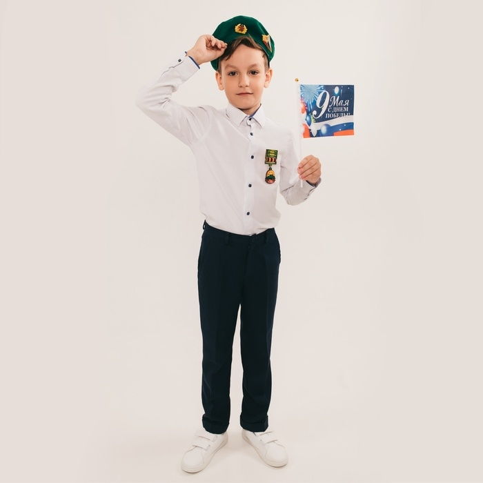 Карнавальный набор «Сильный солдат» зелёный берет, размер 54-56, значок, флажок Карнавальный набор «Сильный солдат» зелёный берет, размер 54-56, значок, флажок