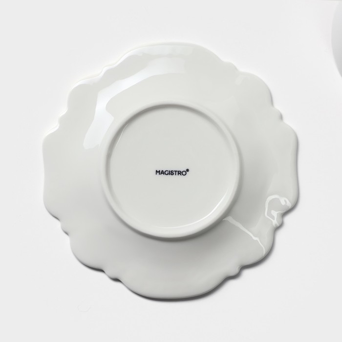 Чайная пара фарфоровая Magistro «Сюита», 2 предмета: кружка 250 мл, блюдце d=15,5 см, цвет белый