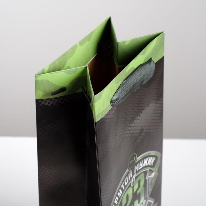 Пакет подарочный под бутылку, упаковка, «Крутой мужик», 36 х 13 х 10 см Пакет подарочный под бутылку, упаковка, «Крутой мужик», 36 х 13 х 10 см