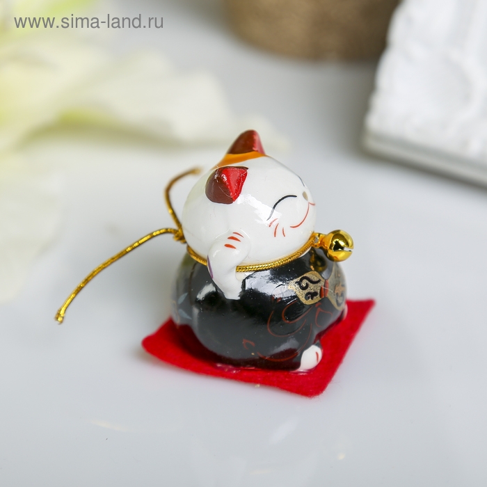 Сувенир керамика Сувенир керамика "Манэки-нэко на коврике" МИКС 4х3,8х3,3 см