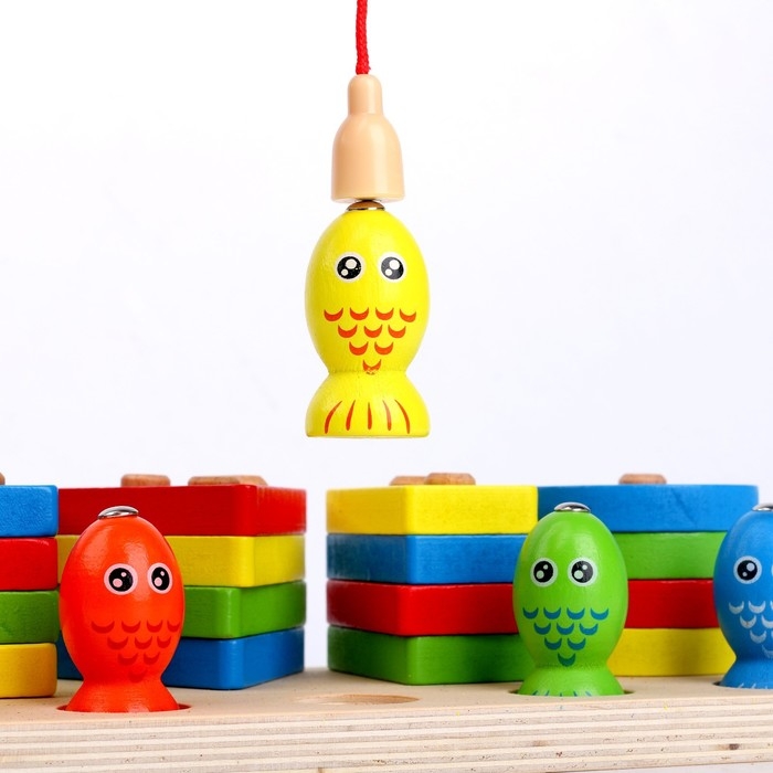 Деревянная пирамидка с рыбалкой «Логика» Деревянная пирамидка с рыбалкой «Логика»