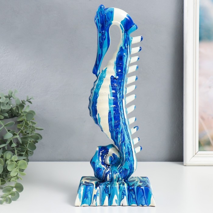 Сувенир полистоун Сувенир полистоун "Морской конёк" разводы краски, голубой 10х15,5х37,2 см