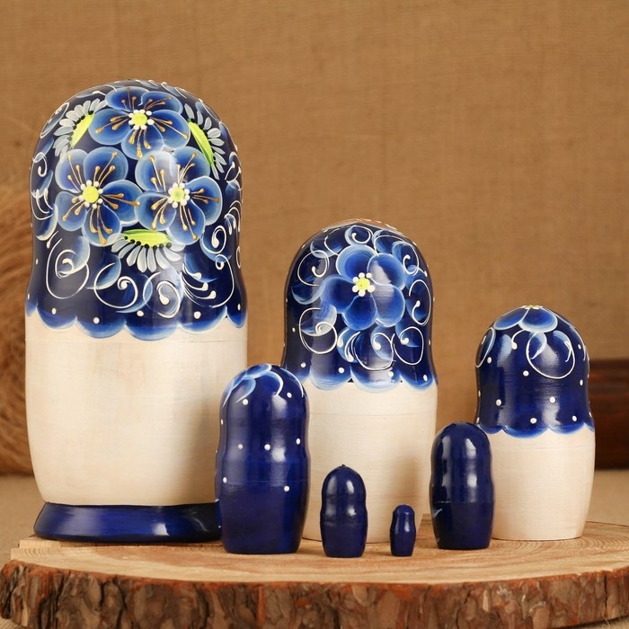 Матрёшка 7-ми кукольная  Матрёшка 7-ми кукольная "Зина"  , 23-25см, ручная роспись.
