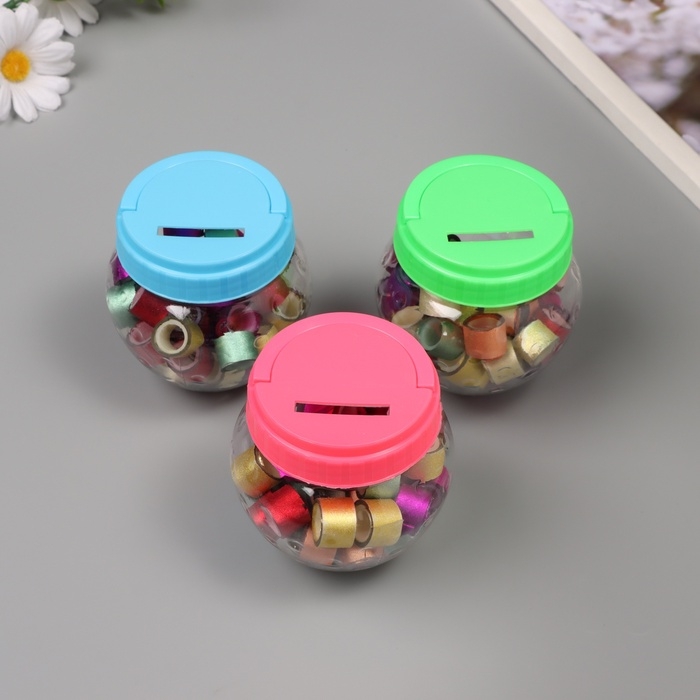 Клейкая лента пластик в банке  Клейкая лента пластик в банке "Глори. Микс" н-р 40 шт 1,2 см, дл.0,9 м 7х7х9 см