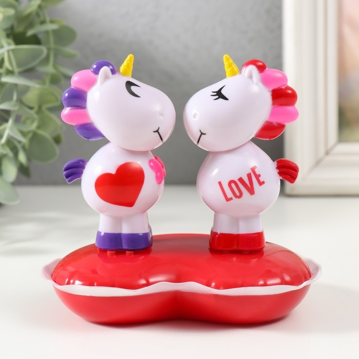 Маятник пластик от солнечной батареи Маятник пластик от солнечной батареи "Поцелуйчик. Единорожки 9х11,8х11 см