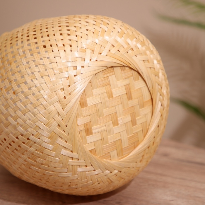 Корзина плетёная, из бамбука 27х27х25 см Корзина плетёная, из бамбука 27х27х25 см