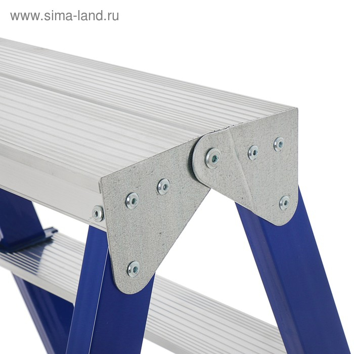 Стремянка ТУНДРА, комбинированная, двухсторонняя, 5 ступени, 1080 мм Стремянка ТУНДРА, комбинированная, двухсторонняя, 5 ступени, 1080 мм