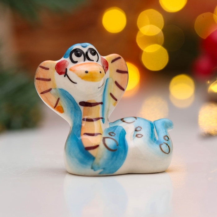 Сувенир Сувенир "Маруся" 5х5,5см, гжель, цвет