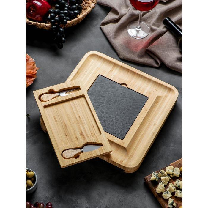 Набор для подачи сыра «Маасдам», 4 ножа, бамбук, доска из сланца Набор для подачи сыра «Маасдам», 4 ножа, бамбук, доска из сланца