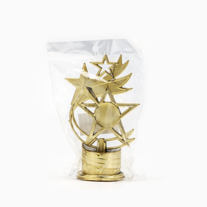 Кубок «Звезды», наградная фигура, золото, 16 х 9 х 6 см. Кубок «Звезды», наградная фигура, золото, 16 х 9 х 6 см.