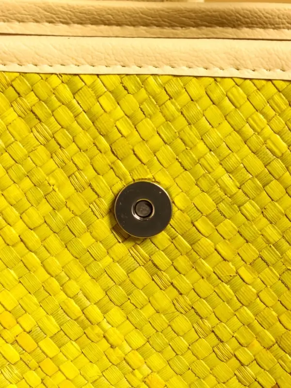 Сумка плетёная на застёжке из пандана, 35×12×40 см, жёлтая Сумка плетёная на застёжке из пандана, 35×12×40 см, жёлтая