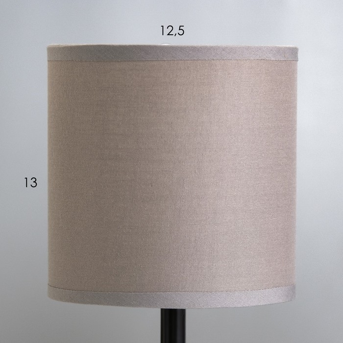 Настольная лампа Настольная лампа "Аста" Е14 40Вт серый 12х12х26 см RISALUX