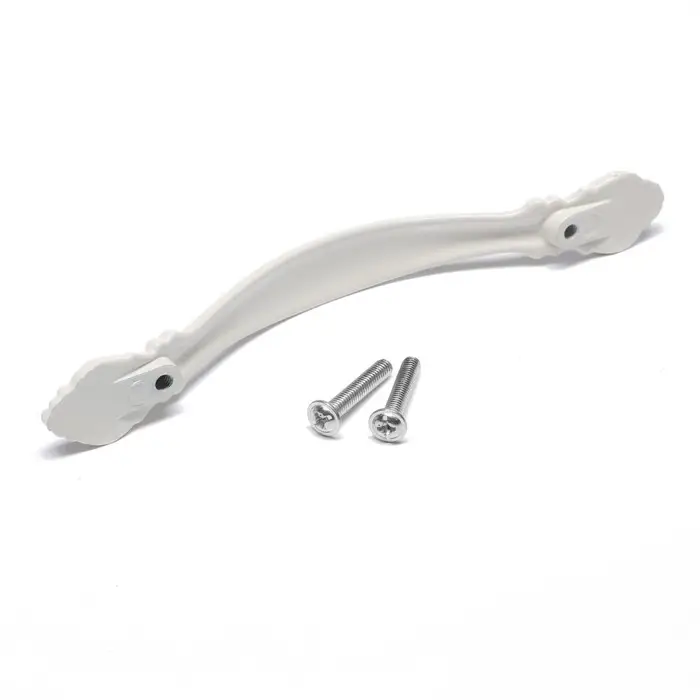 Ручка-скоба мебельная ТУНДРА LIGHT, м/о 96 мм, белая, с золотой вставкой Ручка-скоба мебельная ТУНДРА LIGHT, м/о 96 мм, белая, с золотой вставкой