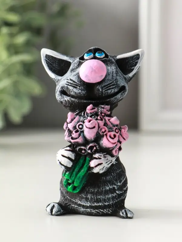 Фигурка полистоун &laquo;Кот с цветами&raquo;, 8 см