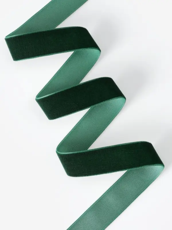 Лента бархатная, 20 мм, 18&plusmn;1 м, зелёная №165