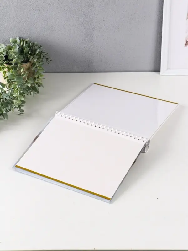 Фотоальбом 10 магнитных листов Фотоальбом 10 магнитных листов "Белый котенок" 23X28см, пер-т внутр.спираль