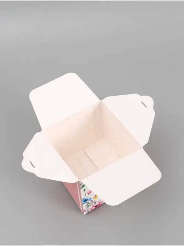 Коробка подарочная складная, упаковка, &laquo;С 8 Марта, нежные цветы&raquo;, 12&times;12&times;12 см