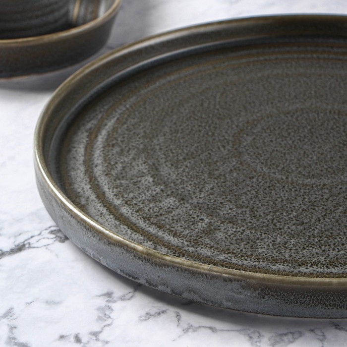 Тарелка фарфоровая обеденная Magistro Urban, d=27,5 см, цвет серый Тарелка фарфоровая обеденная Magistro Urban, d=27,5 см, цвет серый