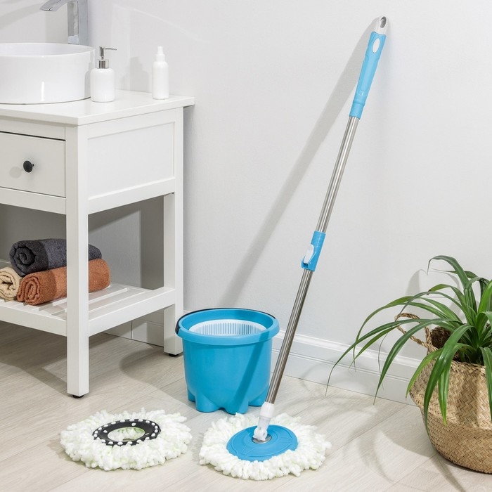 Швабра с отжимом и ведро с пластиковой центрифугой мини: ведро 7,2 л, швабра 113 см, запасная насадка из микрофибры, цвет МИКС Швабра с отжимом и ведро с пластиковой центрифугой мини: ведро 7,2 л, швабра 113 см, запасная насадка из микрофибры, цвет МИКС
