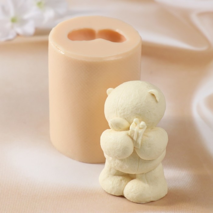 Молд силиконовый Молд силиконовый "Мишка с подарком" Силикон 8х5,5х5 см