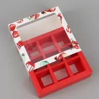 Коробка под 9 конфет &laquo;Новогодний фонарик&raquo;, 13.7&times;13.7&times;3.5 см