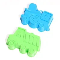 Набор игрушек для песочницы &laquo;Фаворит&raquo;, 8 предметов: самосвал, ситечко, совок, грабельки, формочки