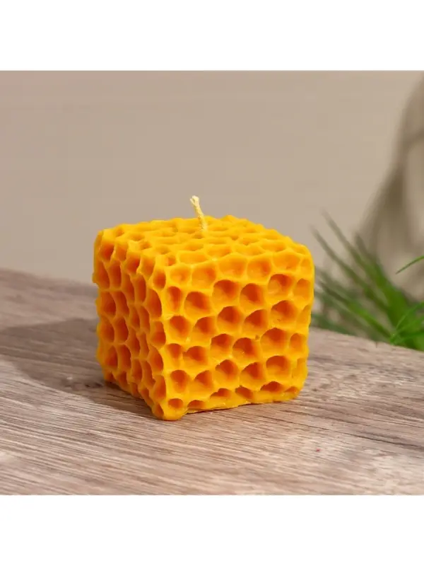Свеча &laquo;Соты&raquo;, 5&times;5&times;5 см, соевый воск, МИКС