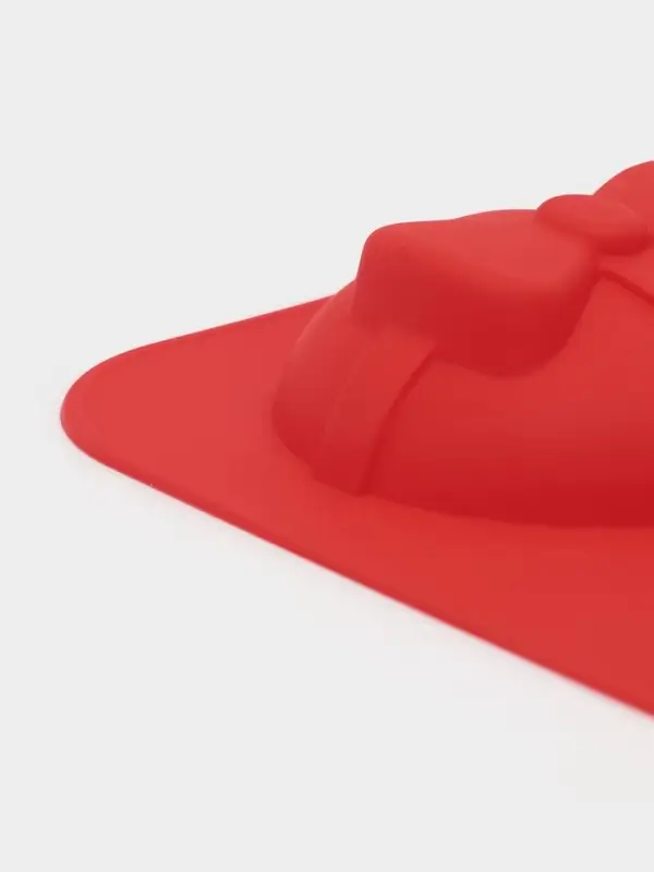 Форма для выпечки Доляна &laquo;Новый год. Праздник к нам приходит&raquo;, силикон, 26&times;17.5 см, 6 ячеек, красная