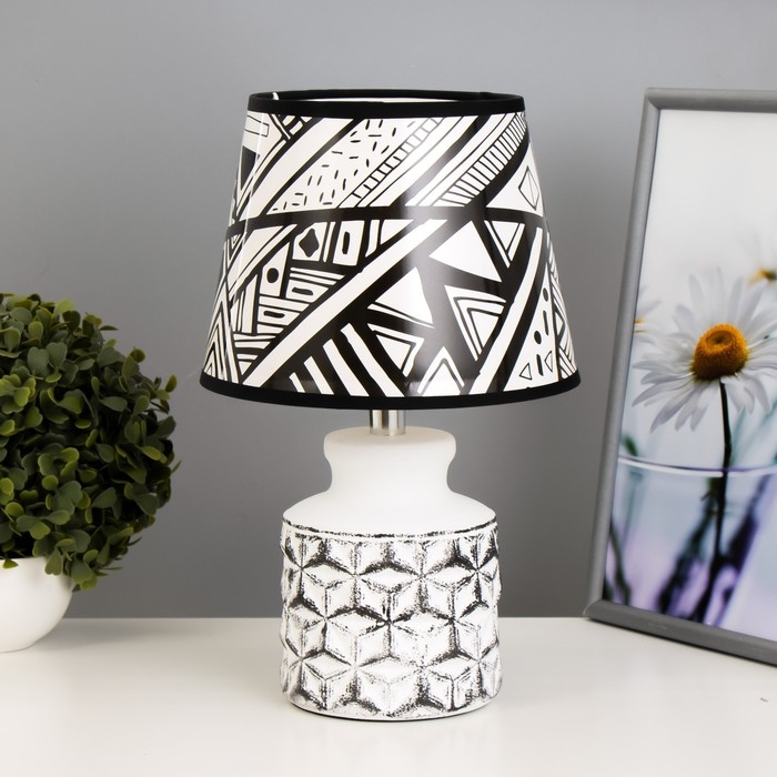 Настольная лампа Настольная лампа "Гетте" Е14 15Вт черный 31х20х20см RISALUX