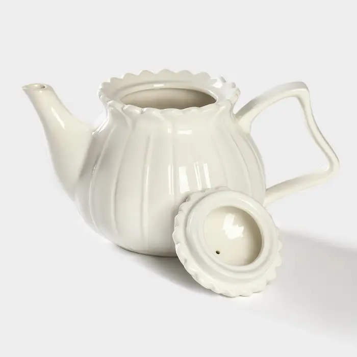 Заварочный чайник BellaTenero &laquo;Тюльпан&raquo;, 700 мл, с подогревом, бамбуковая подставка, фарфор, белый