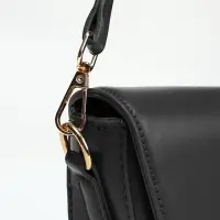 Сумка женская мессенджер на магните, 23&times;8&times;16 см, чёрная