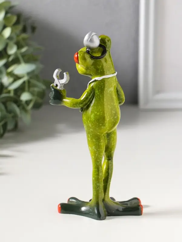 Фигурка полистоун лак &laquo;Лягуха: Доктор&raquo;, 16&times;6&times;5.5 см