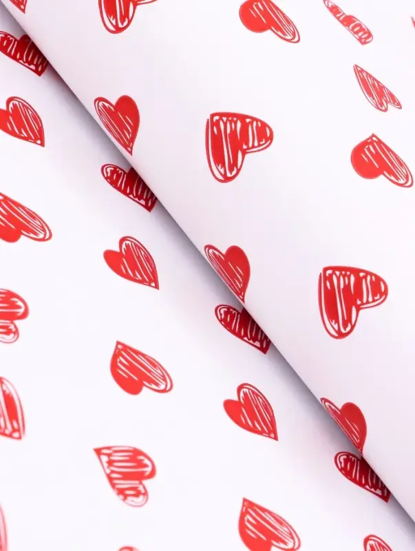 Бумага упаковочная &laquo;Сердечки&raquo;, крафт белый, 0.68&times;10&plusmn;5% м, 50 г