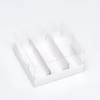 Упаковка с прозрачной крышкой под 3 эклера, белый 13.5&times;13.5&times;6 см