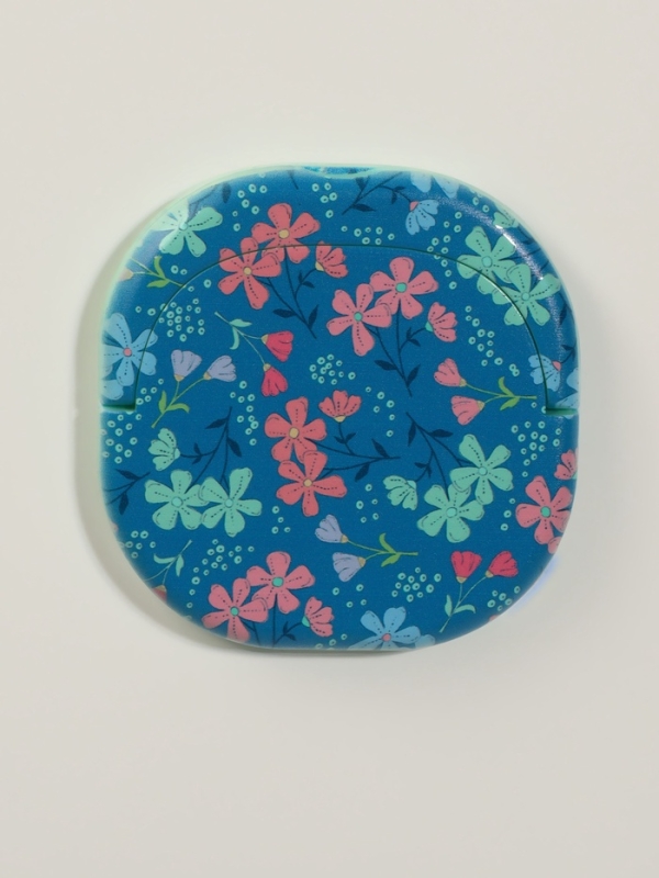 Зеркало карманное «Узор», с подставкой, 8 × 8 см, цвет синий