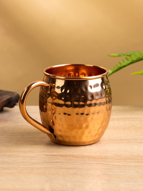 Кружка рельефная, медь 13х8х9,5 см Кружка рельефная, медь 13х8х9,5 см