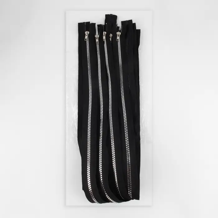 Молния «Трактор», №5, разъёмная, декоративное звено «Квадрат», замок автомат, 80 см, чёрная