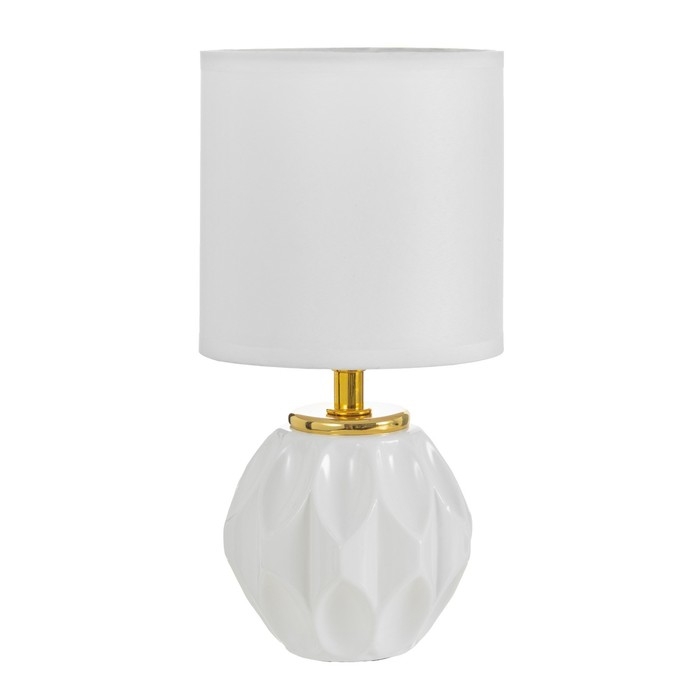 Настольная лампа Настольная лампа "Амальтея" Е14 40Вт белый 13х13х25 см RISALUX