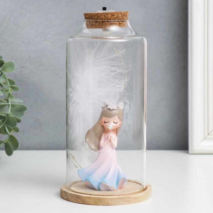 Сувенир полистоун световой  Сувенир полистоун световой "Девочка с коричневыми волосами, ушками и пером" 10х10х20,5 см