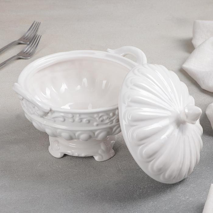 Блюдо керамическое с крышкой &laquo;Винтаж&raquo;, 19,3&times;16,5&times;17 см, цвет белый