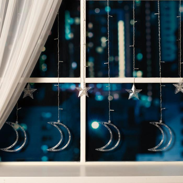 Гирлянда «Бахрома» 2.7 × 0.9 м с насадками «Месяц», IP20, прозрачная нить, 138 LED, свечение белое, 8 режимов, 220 В Гирлянда «Бахрома» 2.7 × 0.9 м с насадками «Месяц», IP20, прозрачная нить, 138 LED, свечение белое, 8 режимов, 220 В