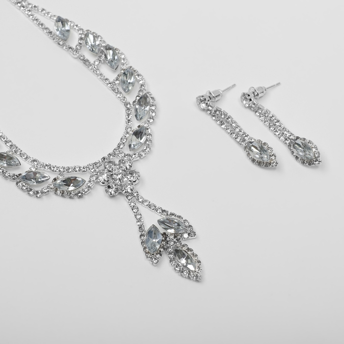 Набор 2 предмета: серьги, колье «Листопад» ромб, цвет белый в серебре, 45 см Набор 2 предмета: серьги, колье «Листопад» ромб, цвет белый в серебре, 45 см