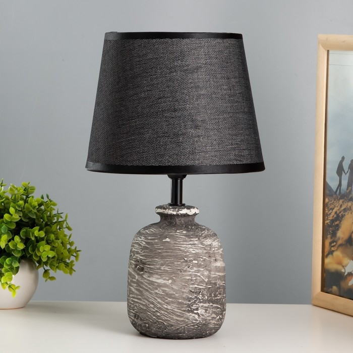 Настольная лампа Настольная лампа "Тереза" Е14 40Вт черный 20х20х33см RISALUX