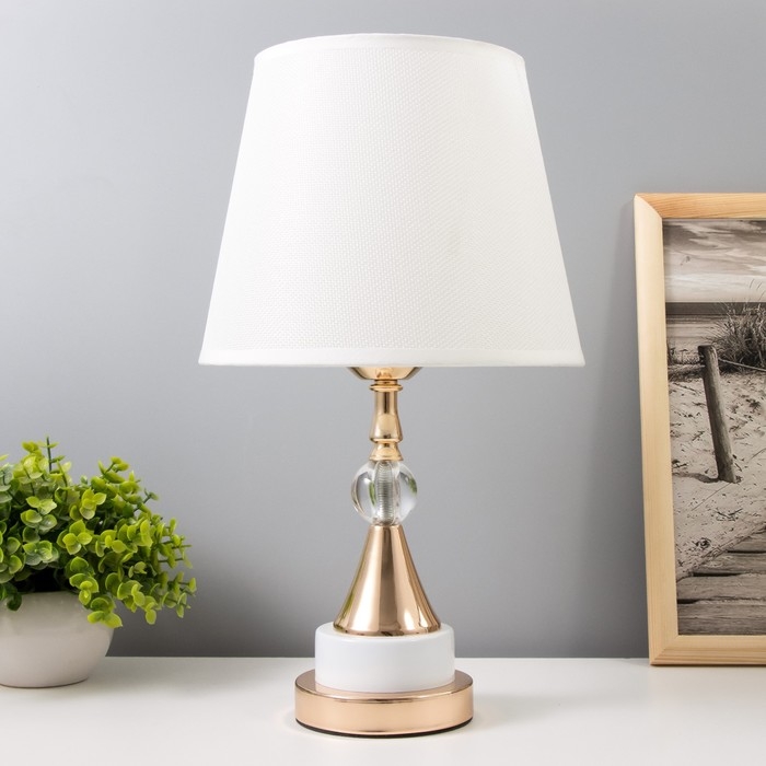 Настольная лампа Настольная лампа "Марфа" Е27 40Вт бело-золотой 22х22х40 см RISALUX