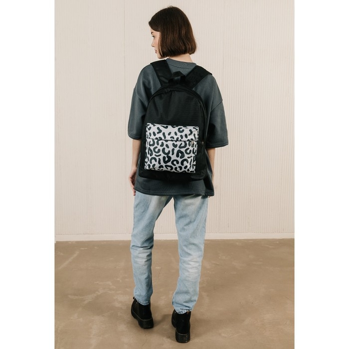 Рюкзак школьный молодёжный «Леопард», 33х13х37, отдел на молнии, н/карман, чёрный Рюкзак школьный молодёжный «Леопард», 33х13х37, отдел на молнии, н/карман, чёрный