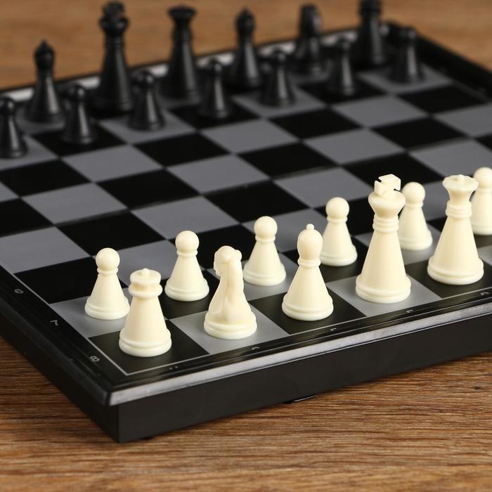 Настольная игра 3 в 1  Настольная игра 3 в 1 "Классика": шахматы, шашки, нарды, магнитная доска, 20 х 20 см