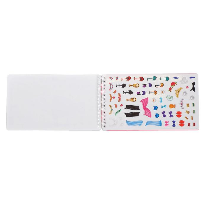 Книга с наклейками и трафаретами «Альбом дизайнера. Модный показ»