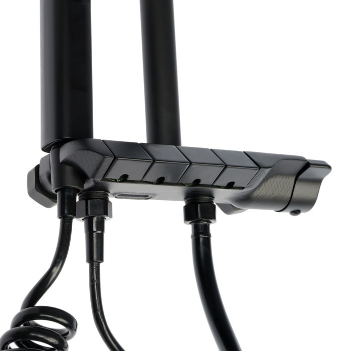 Душевая система ZEIN Z3684, верхняя и ручная лейка, ПВХ шланг, гигиенический набор, черная Душевая система ZEIN Z3684, верхняя и ручная лейка, ПВХ шланг, гигиенический набор, черная