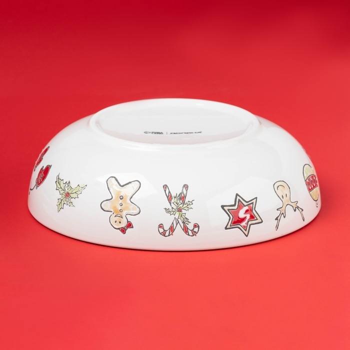 Тарелка новогодняя глубокая Доляна Sweet Treats, 1,1 л, d=20,7 см, керамика, цвет белый Тарелка новогодняя глубокая Доляна Sweet Treats, 1,1 л, d=20,7 см, керамика, цвет белый
