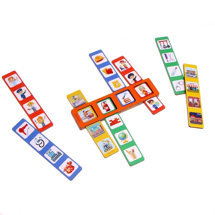 Настольная игра «Изучаем профессии» Настольная игра «Изучаем профессии»